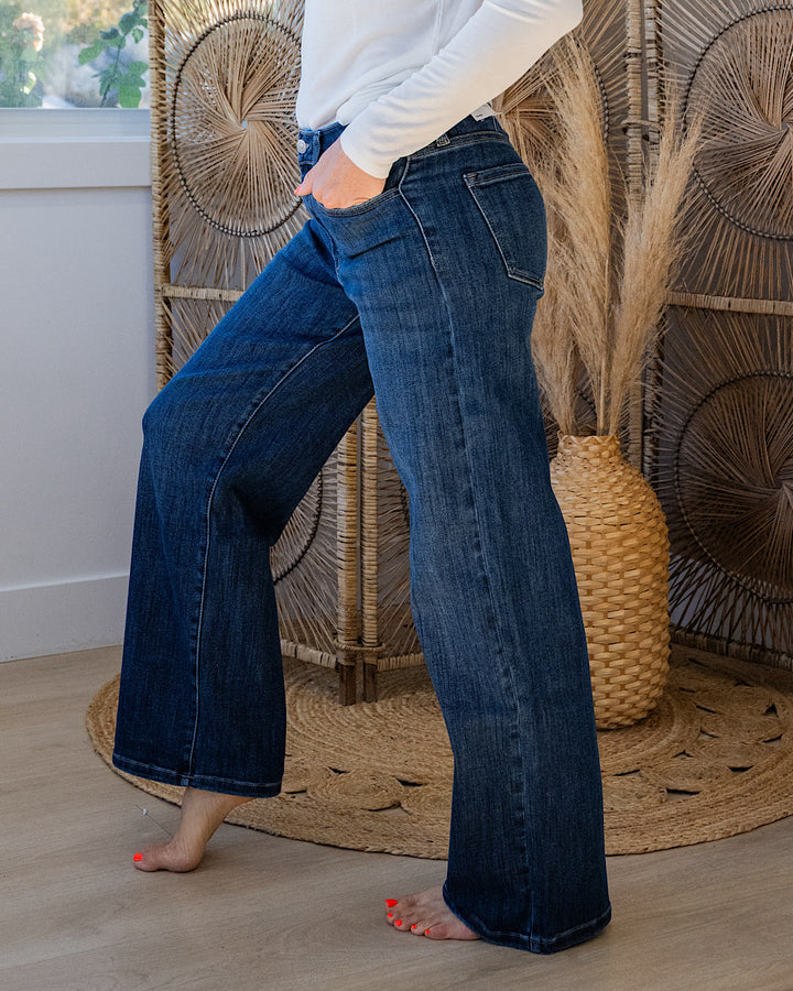 KanCan Layla Non Distressed Wide Leg Jeans KanCan