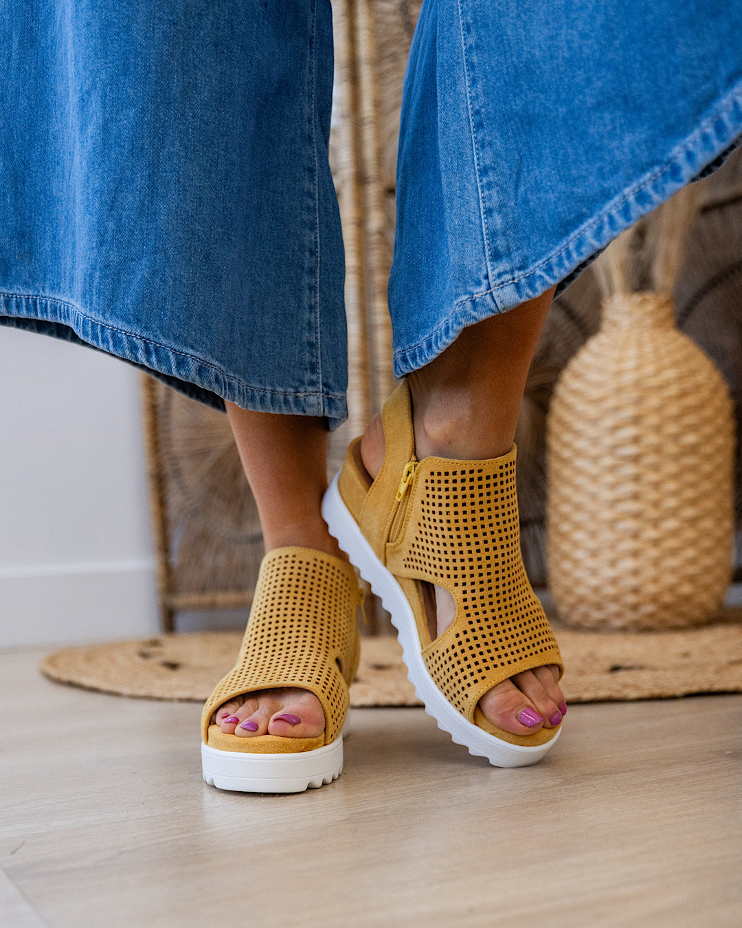 Very G Amy 2 Sandals - Yellow FINAL SALE Very G