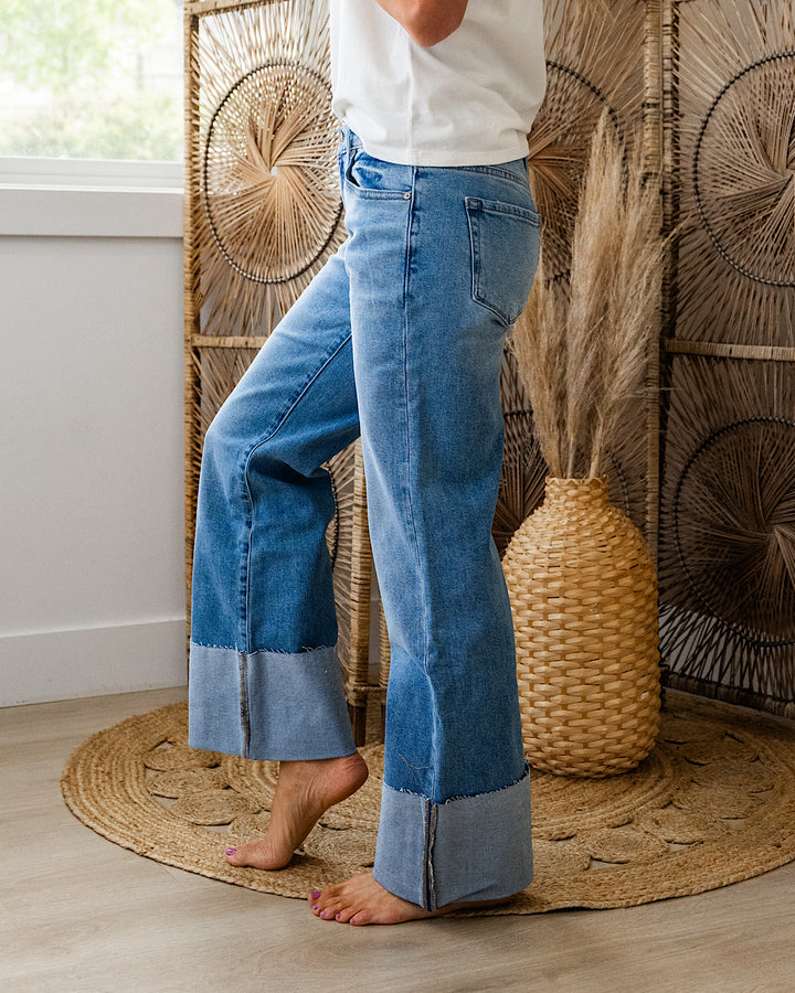 KanCan Mine To Lose Non Distressed Wide Flare Jeans KanCan