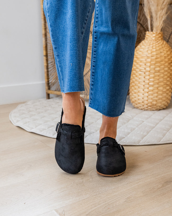 Very G Iris Slides - Black SALE Very G