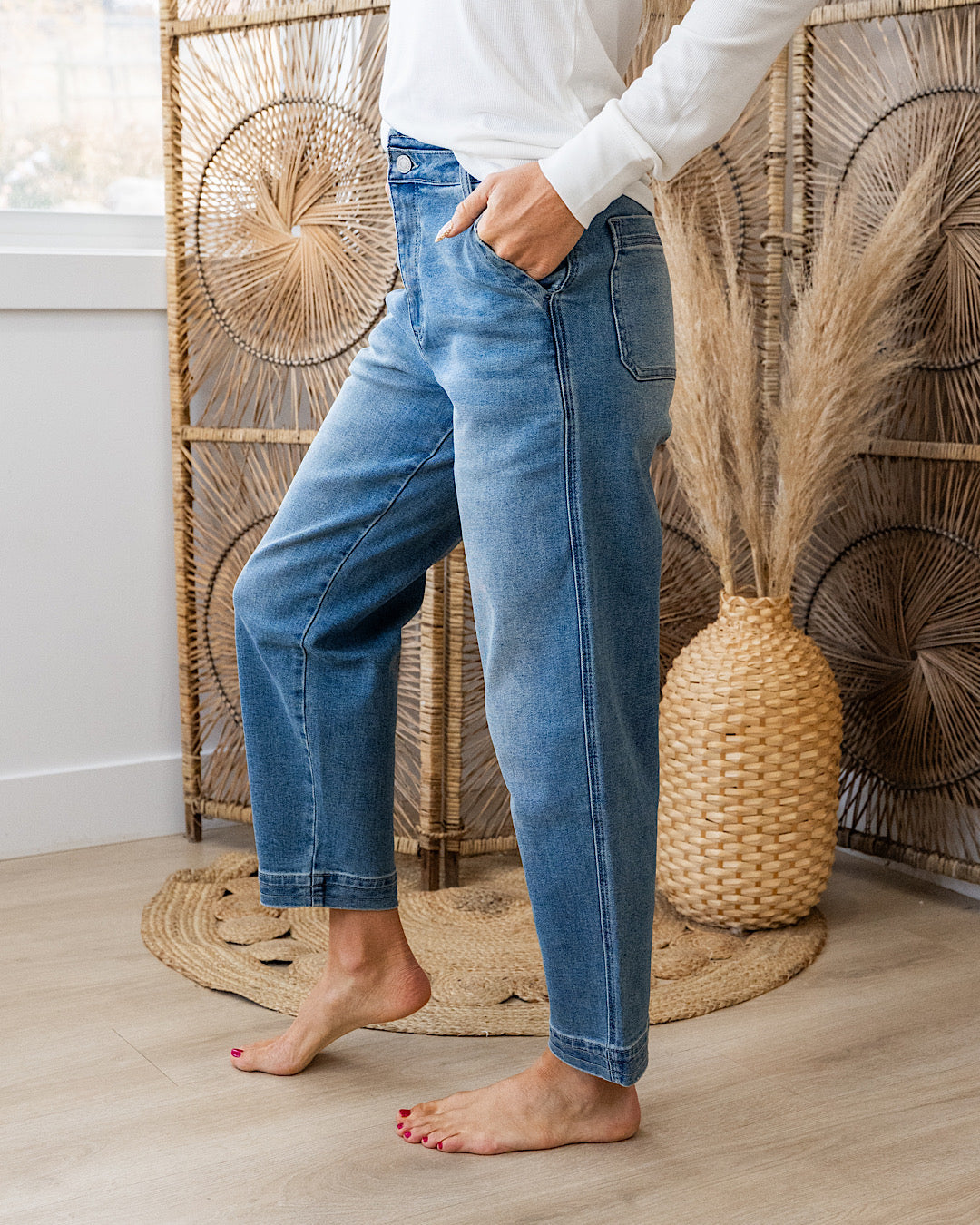 KanCan Kim Tapered Leg Jeans KanCan