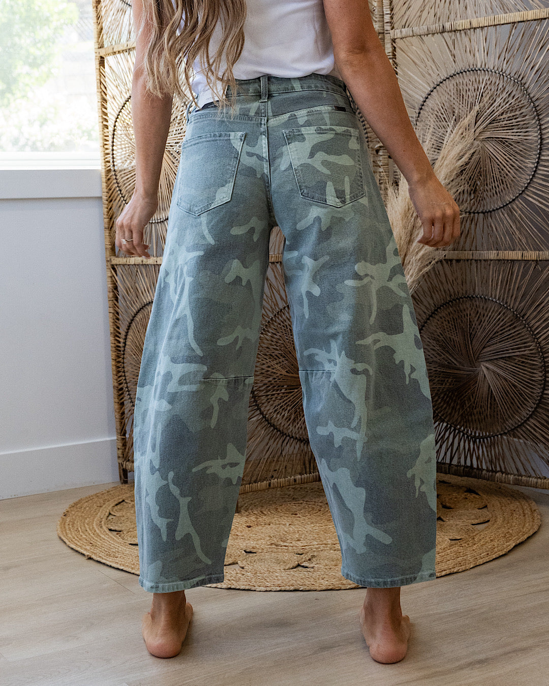 KanCan Lena Camo Barrel Jeans KanCan