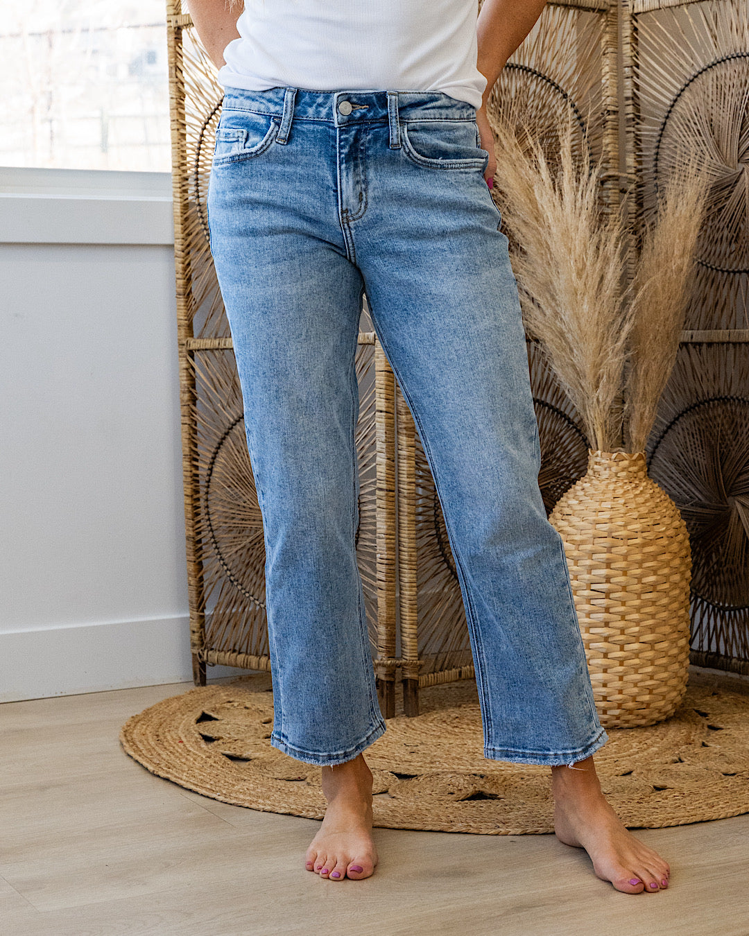 Lovervet Jane Acid Wash Non Distressed Straight Jeans Vervet