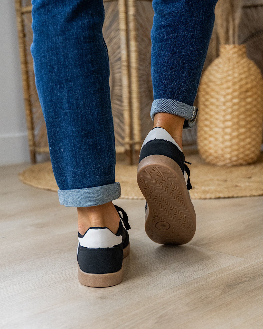 Very G Retro Sneakers - Black Very G