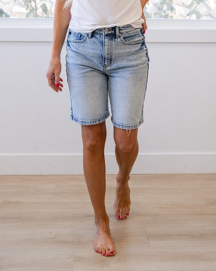 KanCan Londyn Bermuda Jean Shorts KanCan