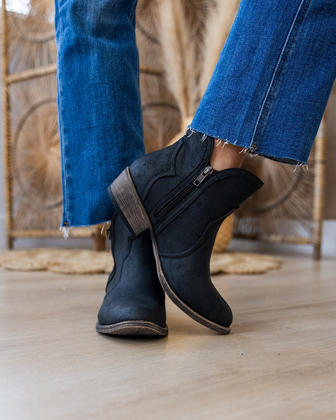 Very G Evie Boots - Black FINAL SALE Very G