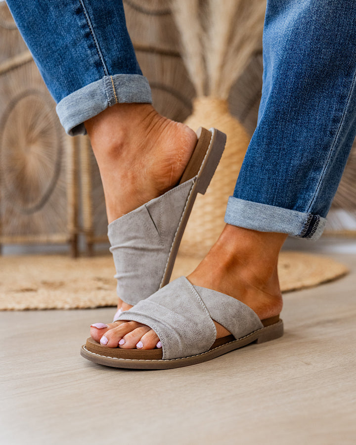 Very G Jolene 2 Sandals - Gray FINAL SALE Very G