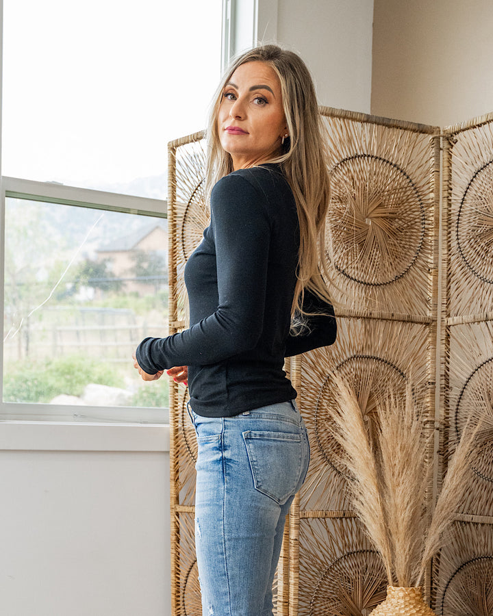 Elle Long Sleeve Knit Top - Black Be Cool