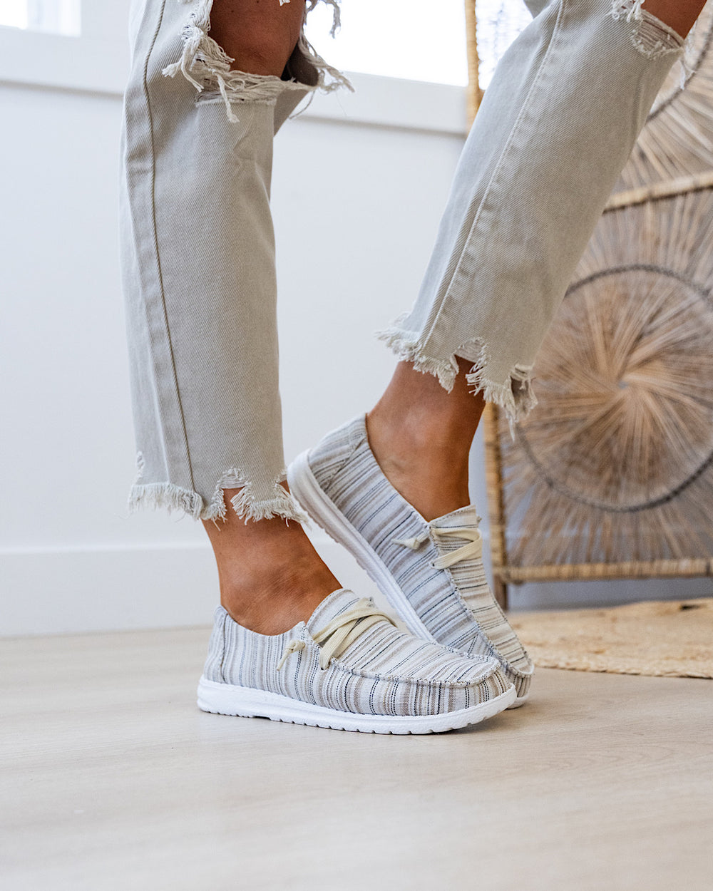 Gypsy Jazz Solona 2 Slip On Sneakers - Beige FINAL SALE Very G