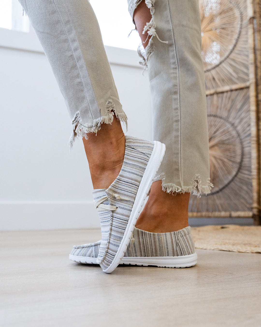 Gypsy Jazz Solona 2 Slip On Sneakers - Beige FINAL SALE Very G