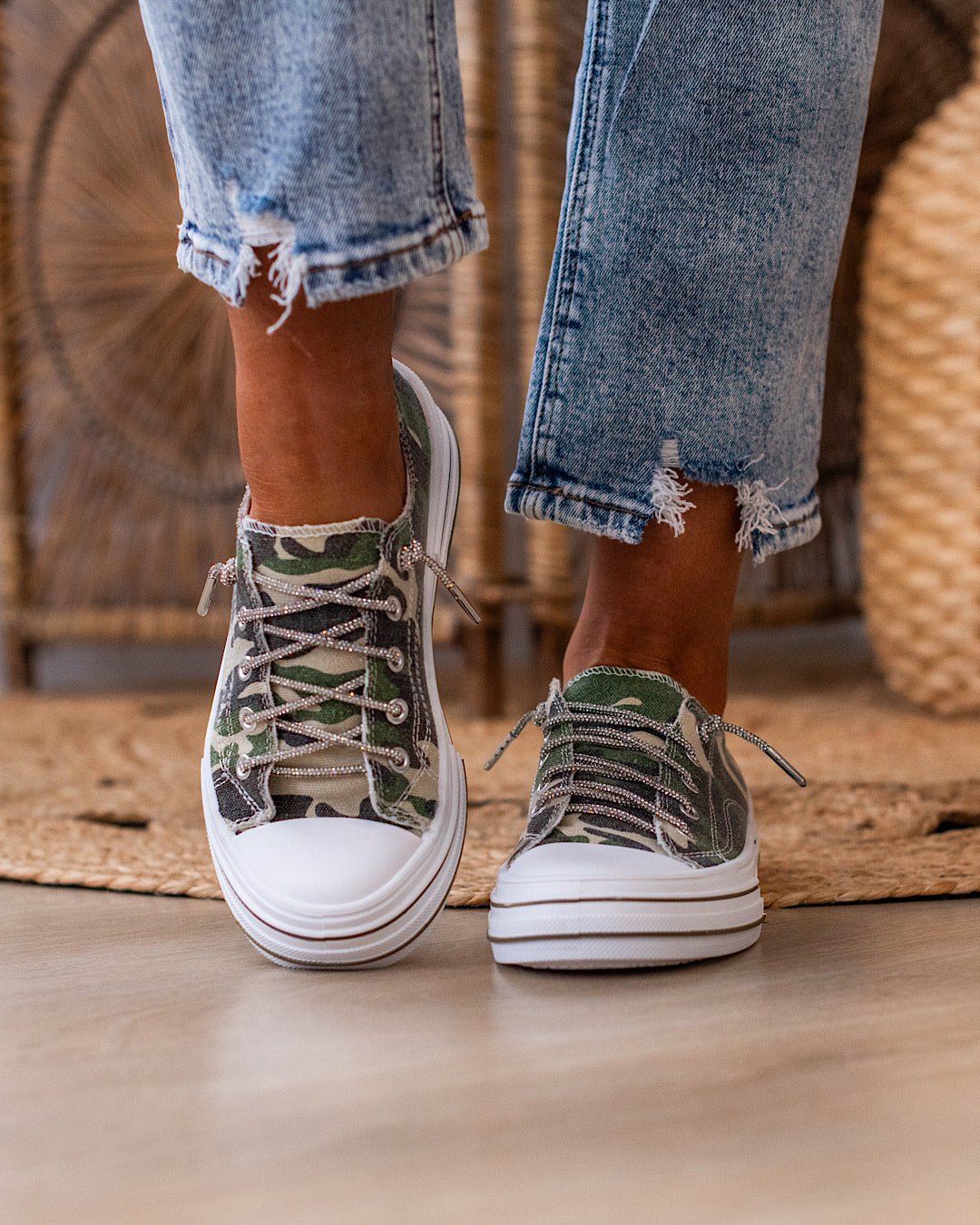 Very G Aman Prints Sneakers - Camo Very G 6