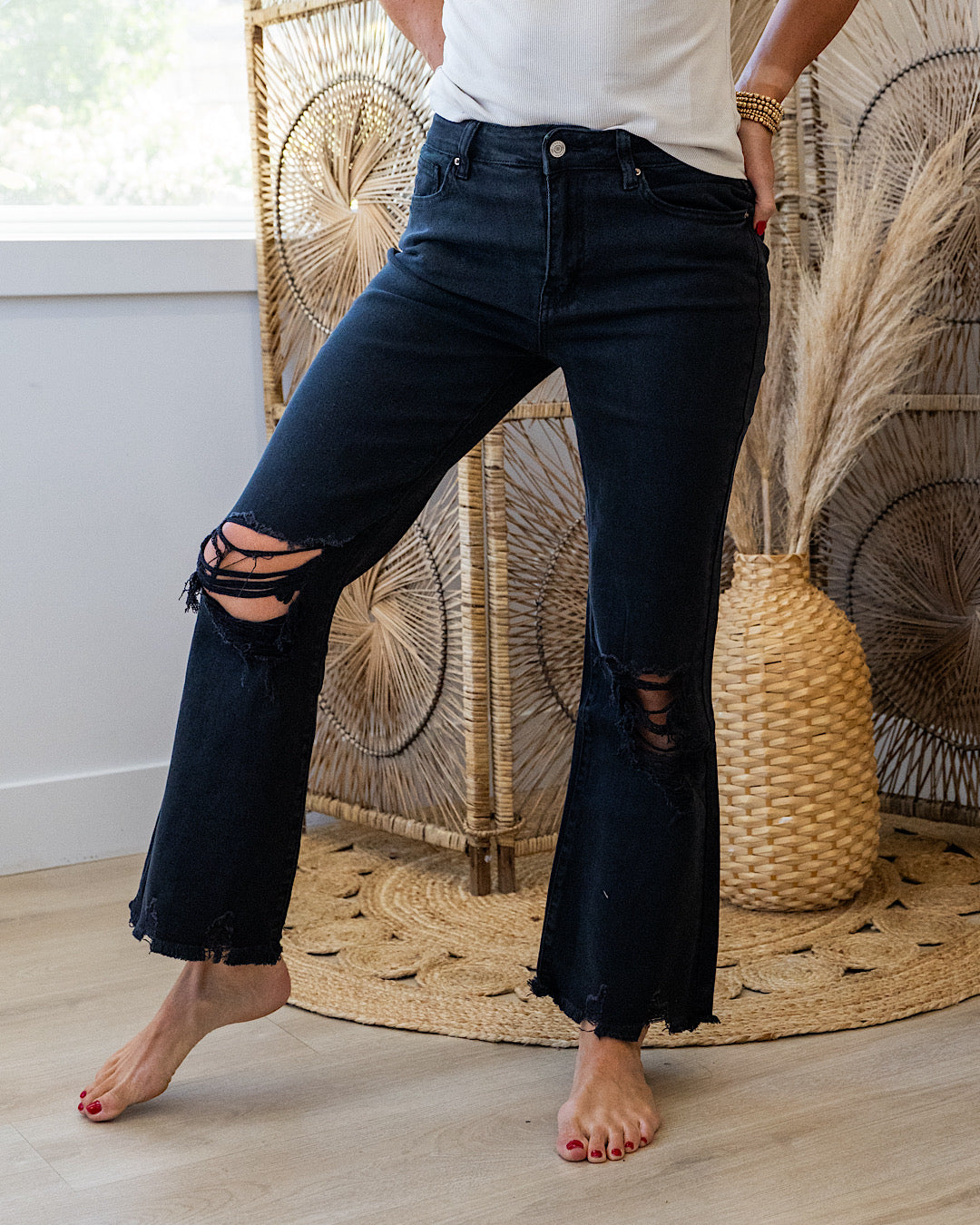 Gia Wide Leg Distressed Cropped Jeans - Black Zenana