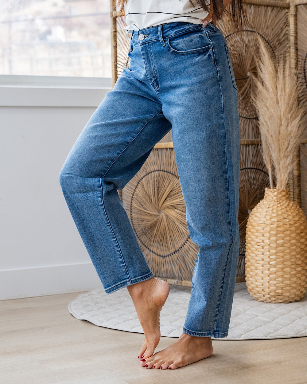 KanCan Riley Non Distressed Barrel Jeans KanCan
