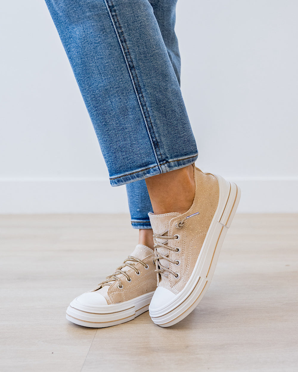 Very G Aman Suede Sneakers - Nude Very G