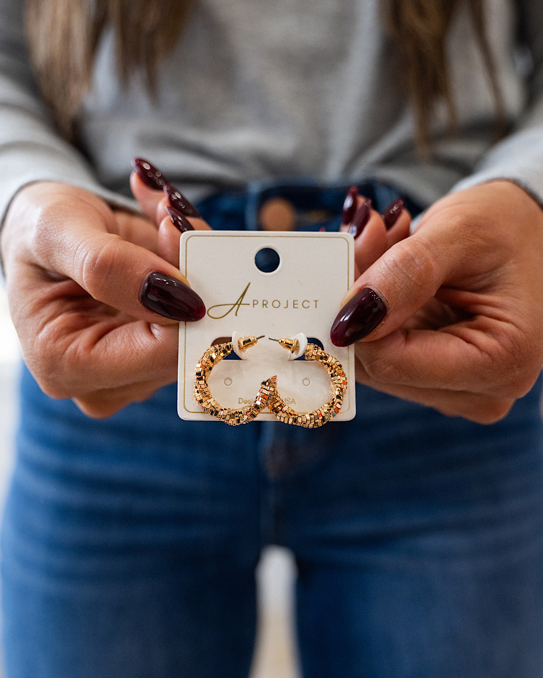 Twisted Chain Open Hoop Earrings - Gold Trendy Wholesale