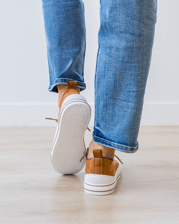 NEW! Very G Aman Suede Sneakers - Tan Very G