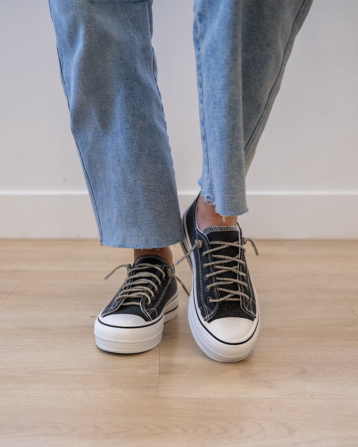 Very G Harmon Sparkle Sneakers - Black Very G
