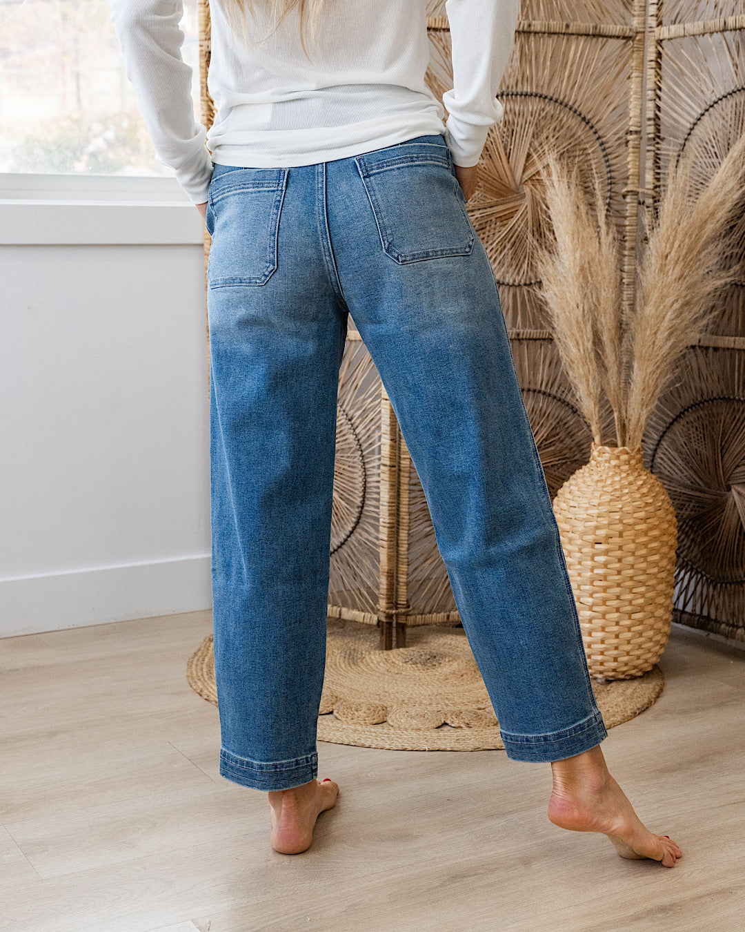 KanCan Kim Tapered Leg Jeans KanCan