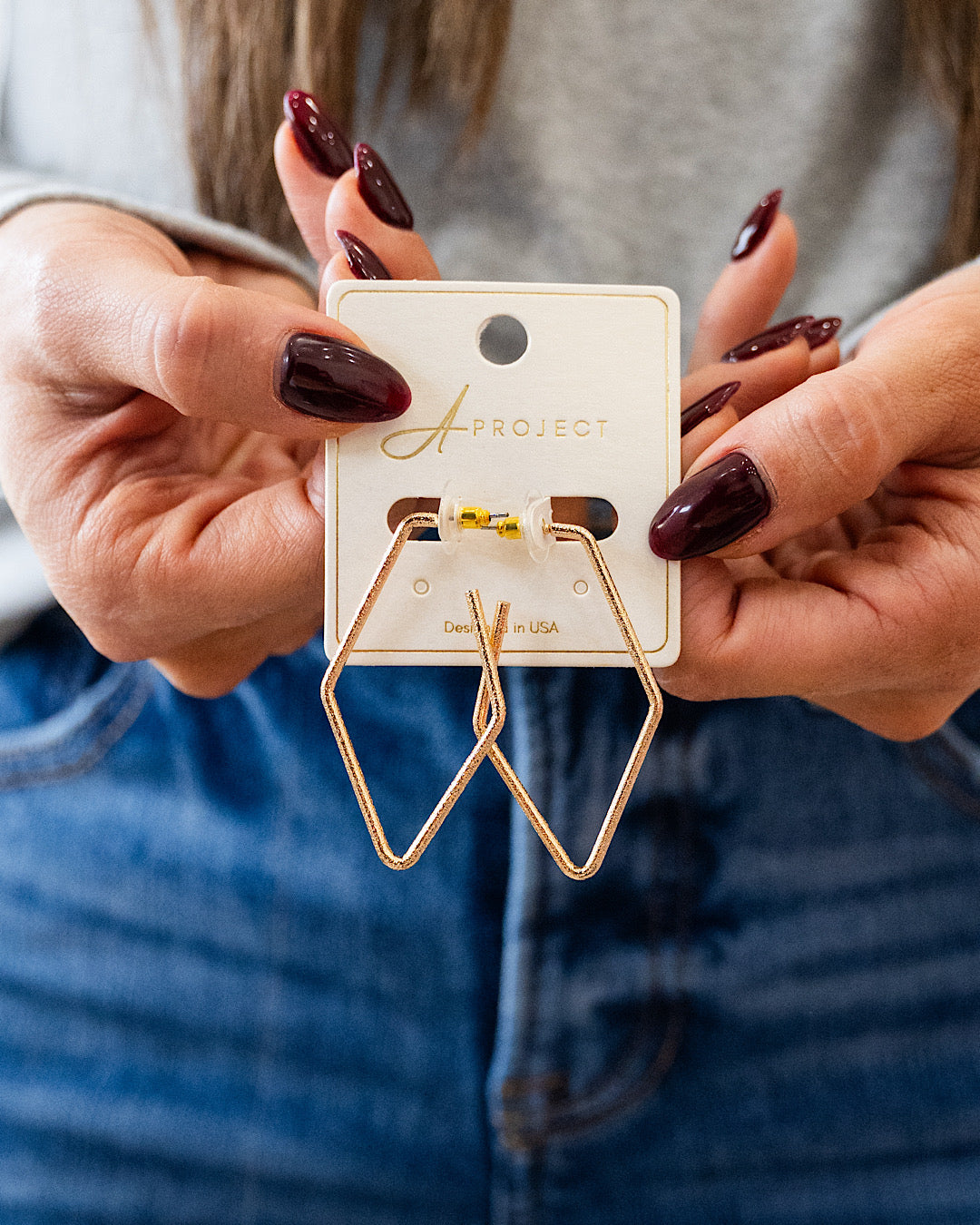 Textured Metal Diamond Shaped Earrings - Gold Trendy Wholesale