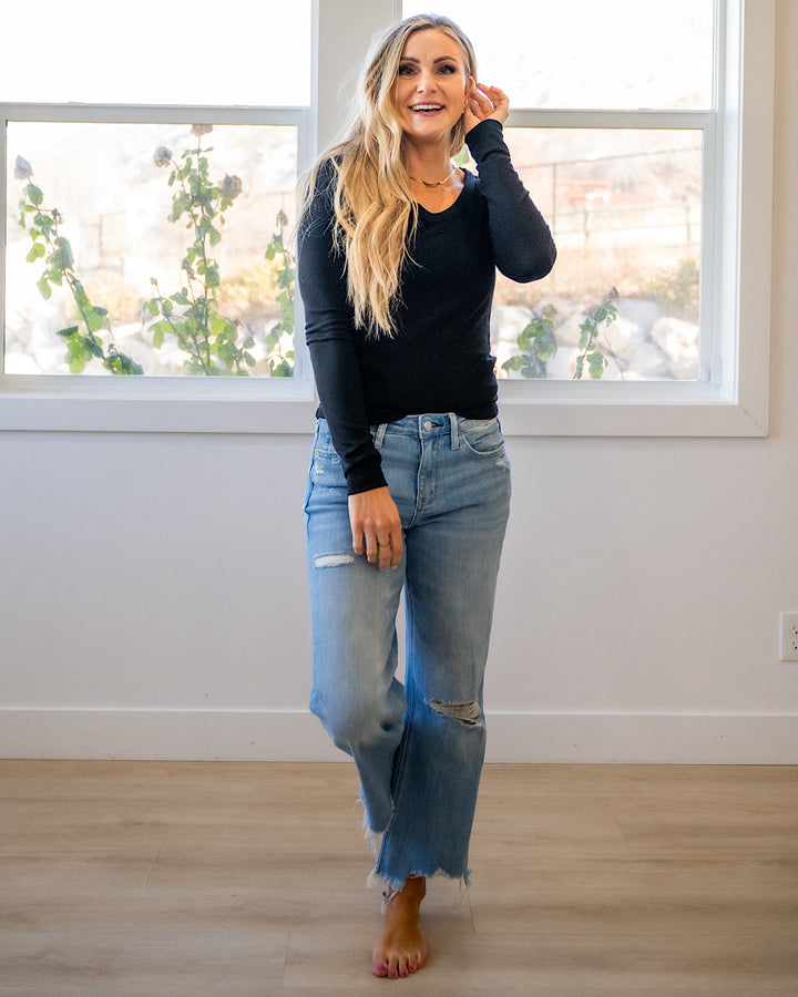 NEW! Jess Long Sleeve Knit Scoop Neck Top - Black