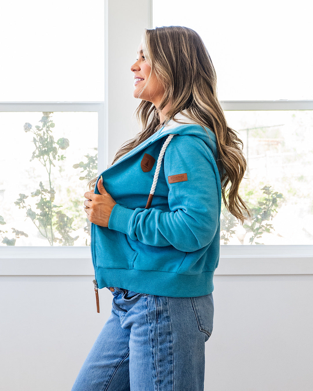 NEW! Wanakome Cropped Zip Up Hoodie - Lagoon Blue Wanakome