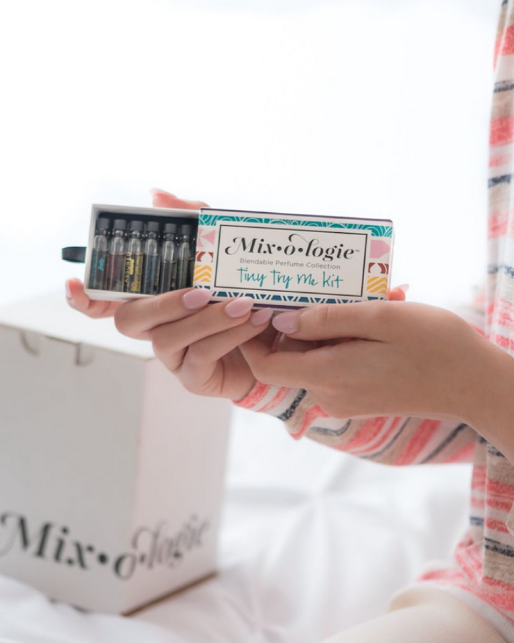 Tiny Try Me Kit - 10 Scents SALE Mix-o-logie