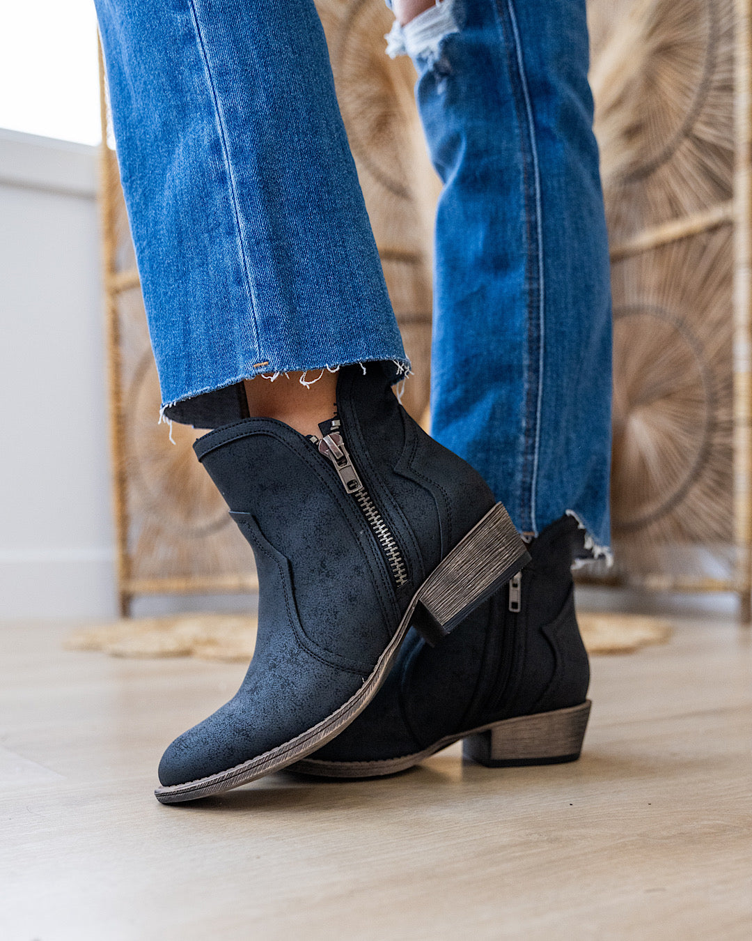 Very G Evie Boots - Black FINAL SALE Very G