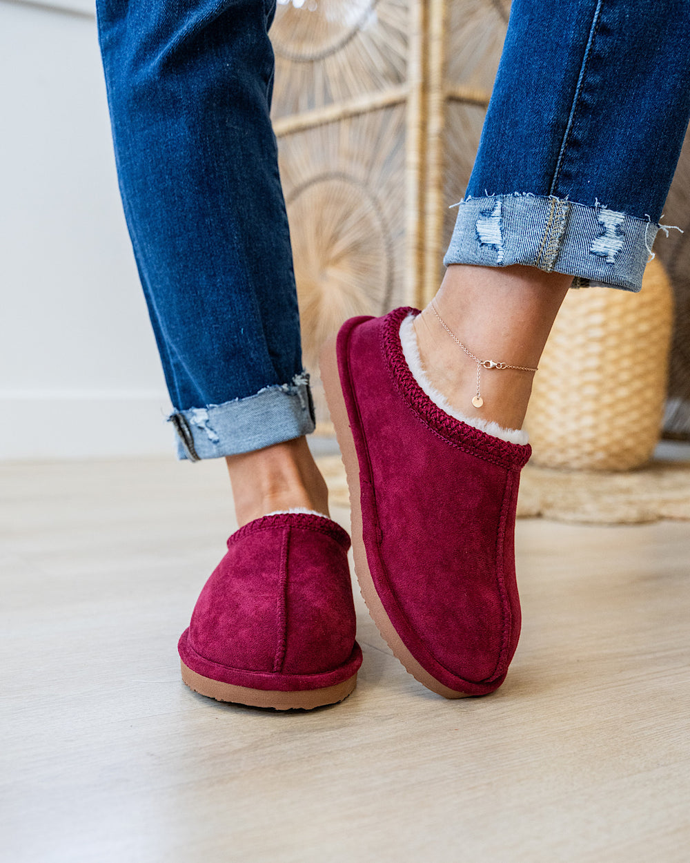 Very G Cheers Slippers - Maroon SALE Very G