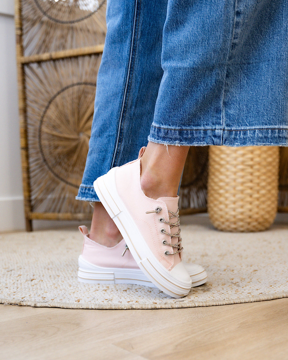 Very G Aman Sneakers - Pink  Very G   