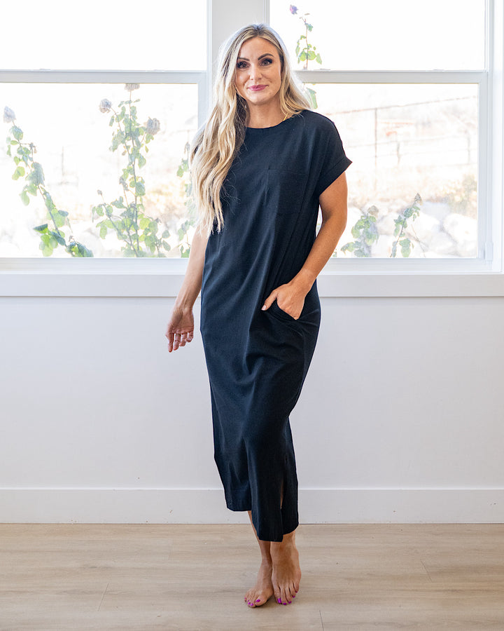 Haven Pocket Midi Dress - Black Zenana