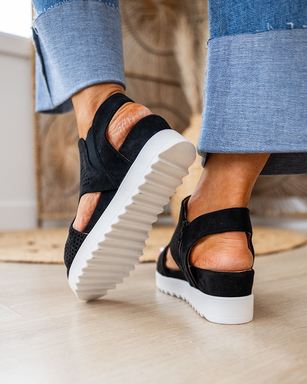 Very G Amy 2 Sandals - Black FINAL SALE Very G