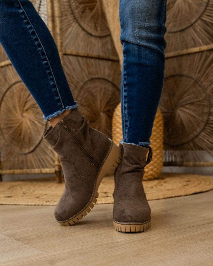 Very G Demi Slouch Boots - Taupe Very G
