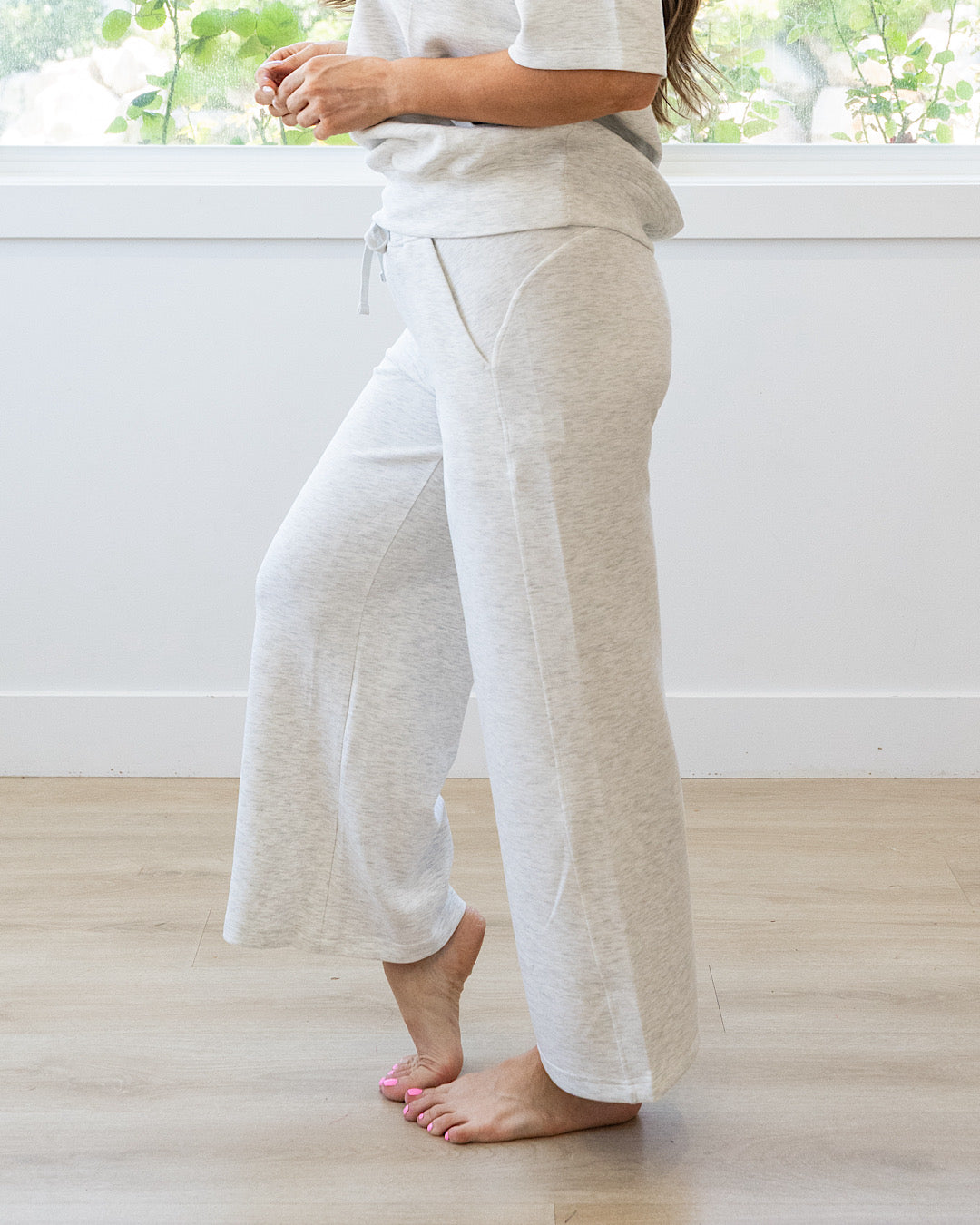 NEW! Kendall Scuba Fabric Wide Leg Pants - Light Heather Gray