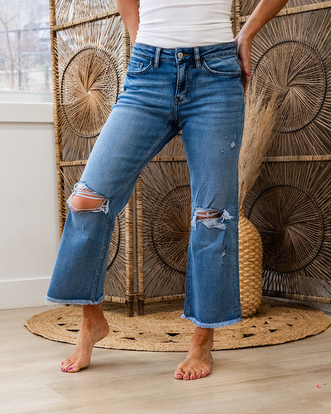 Lovervet Tia Distressed Straight Jeans Vervet