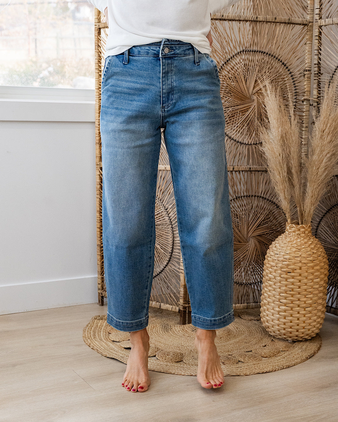 KanCan Kim Tapered Leg Jeans KanCan
