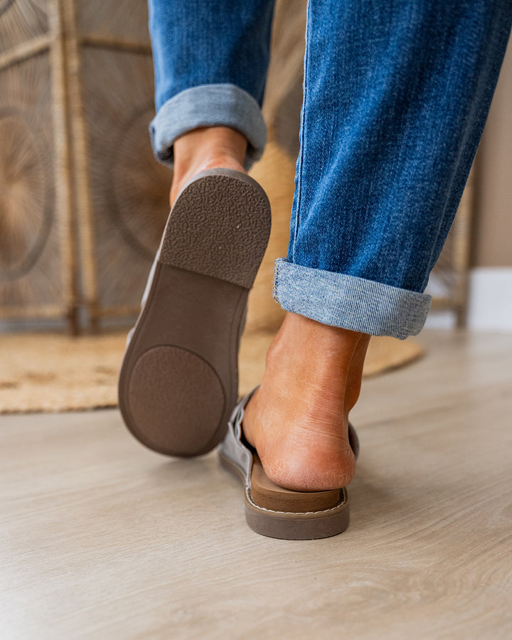 Very G Jolene 2 Sandals - Gray FINAL SALE Very G
