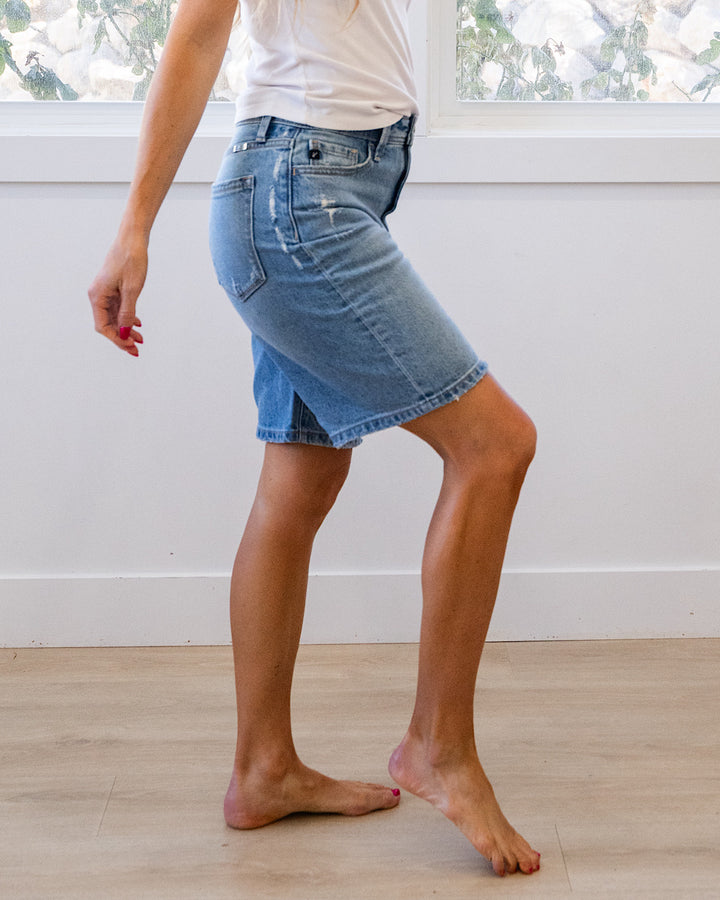 KanCan No Drama Low Slung Baggy Jean Shorts KanCan