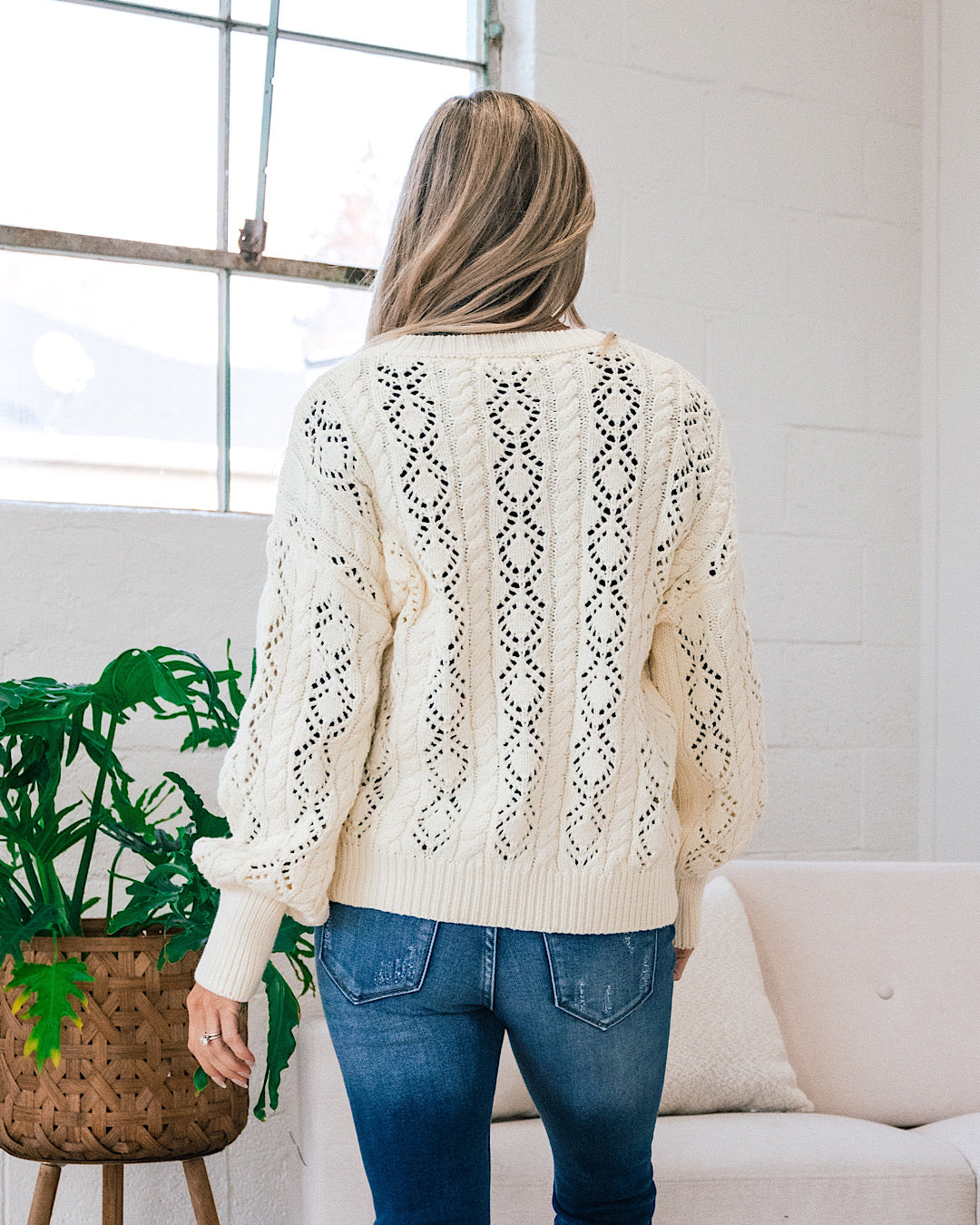 DOORBUSTER! Cream Cable Open Knit Sweater Ces Femme