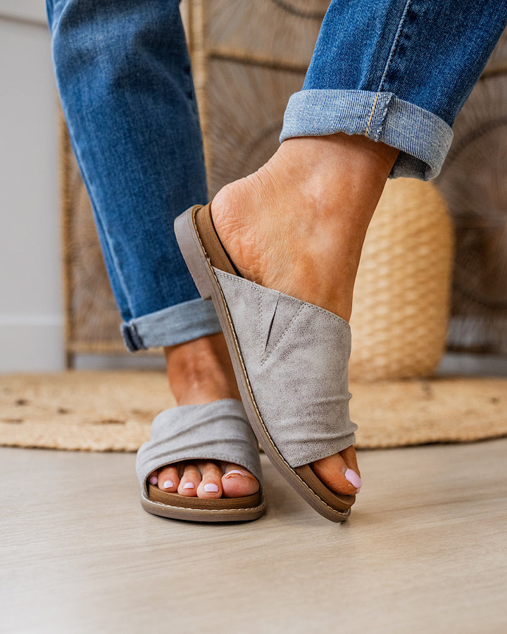 Very G Jolene 2 Sandals - Gray FINAL SALE Very G