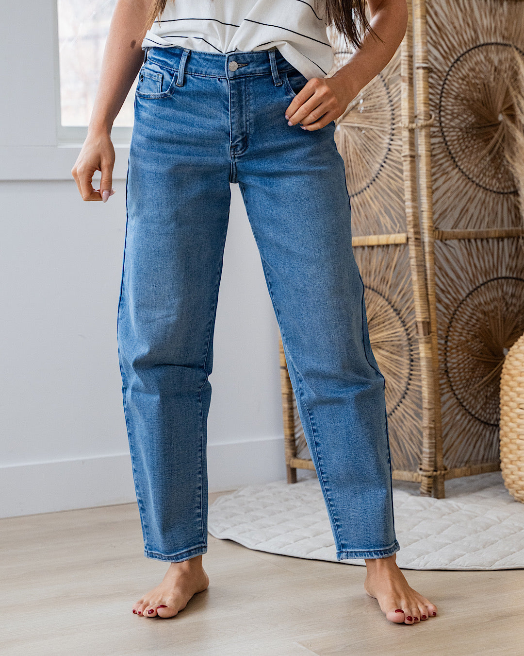 KanCan Riley Non Distressed Barrel Jeans KanCan