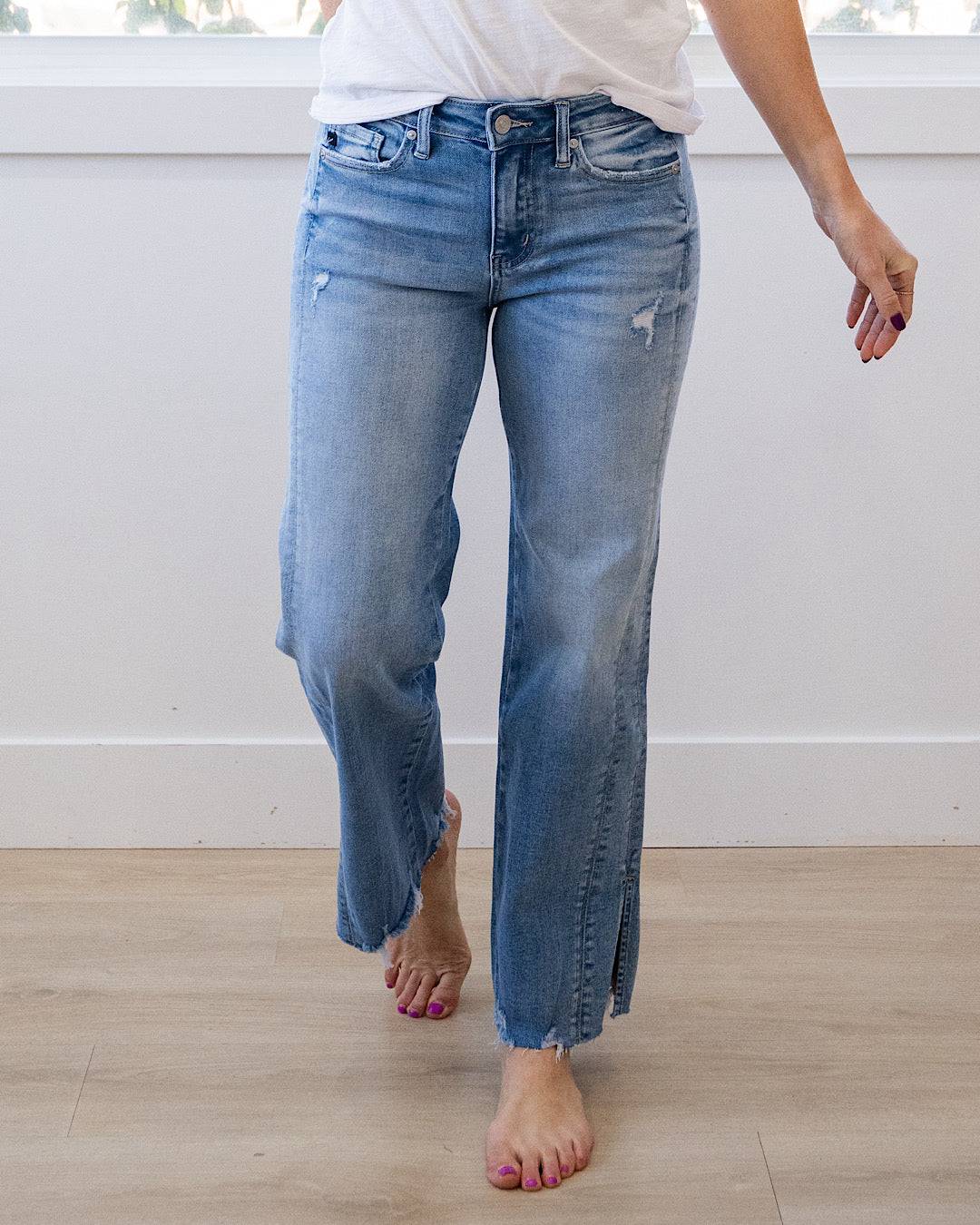 KanCan Evalina Side Slit Straight Jeans KanCan