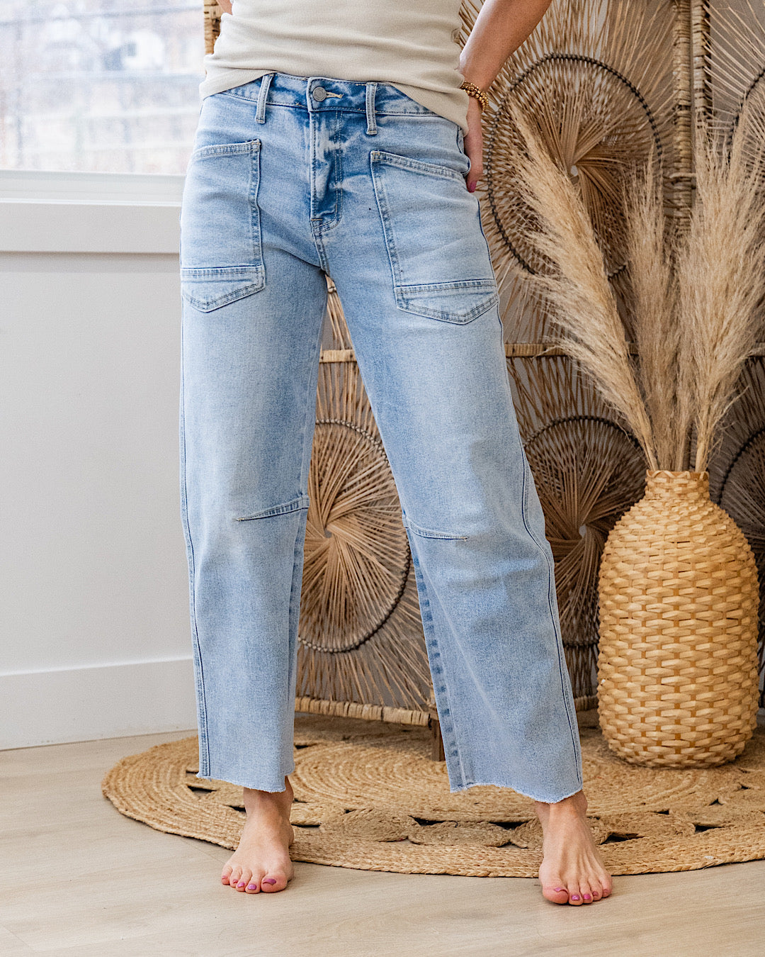 Vervet Lettie Light Acid Wash Barrel Jeans Vervet