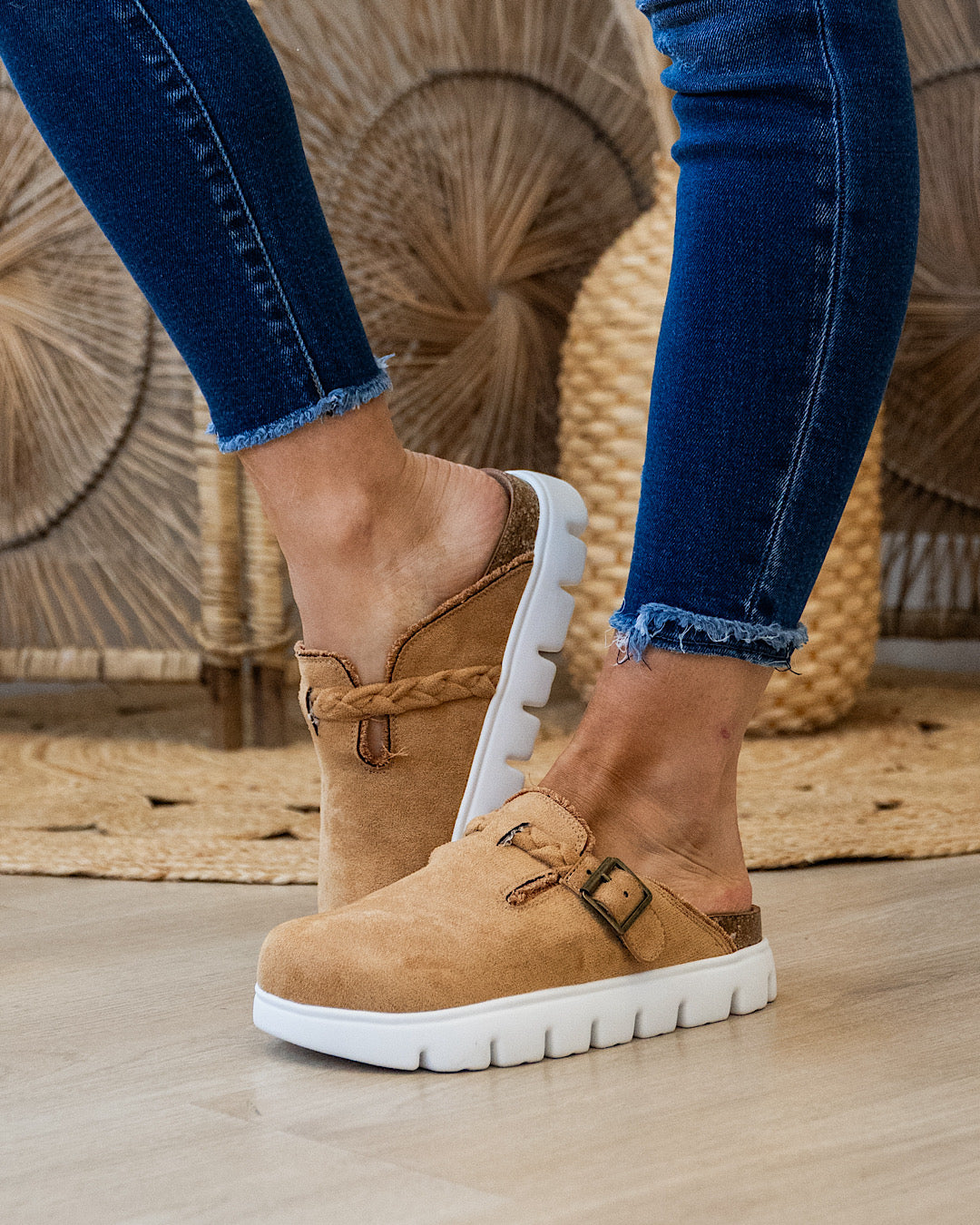 Very G Cali Slides - Color Options Available! Very G Sand