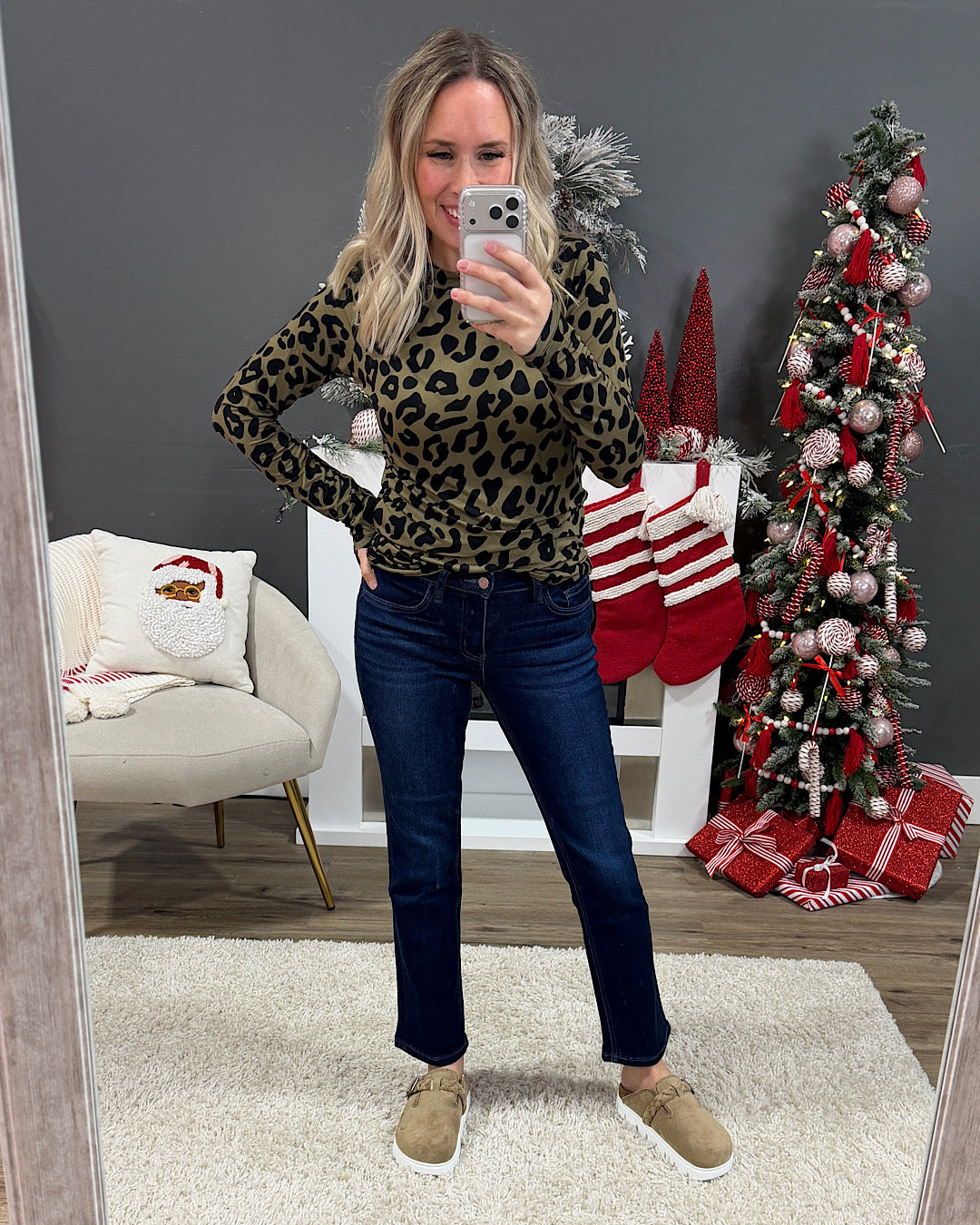 NEW! Vervet That Was Close Non Distressed Straight Jeans Vervet