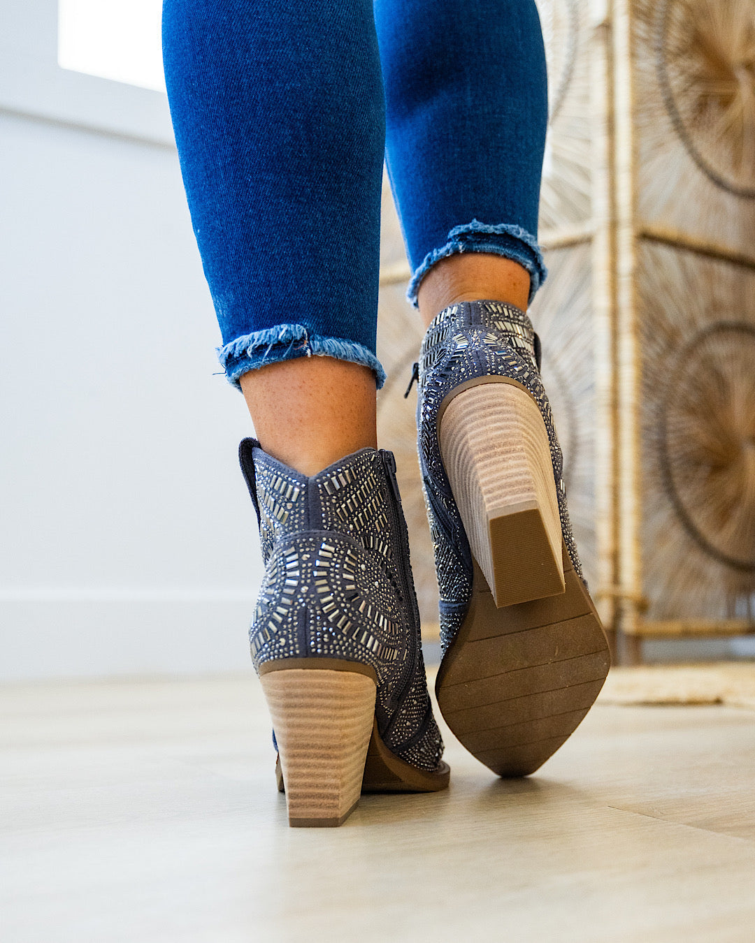 Very G One Day Boots - Gray Very G