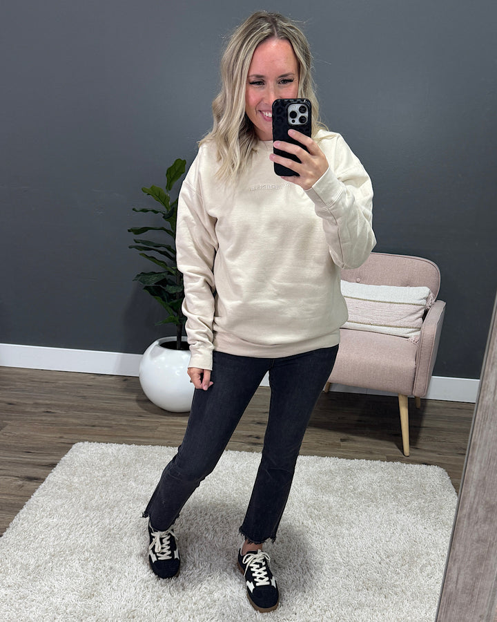 Overthinker Cream Sweatshirt D&E