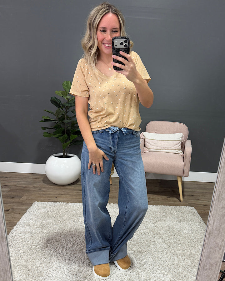 Skylar Textured Knit Floral Top - Taupe PS Kate