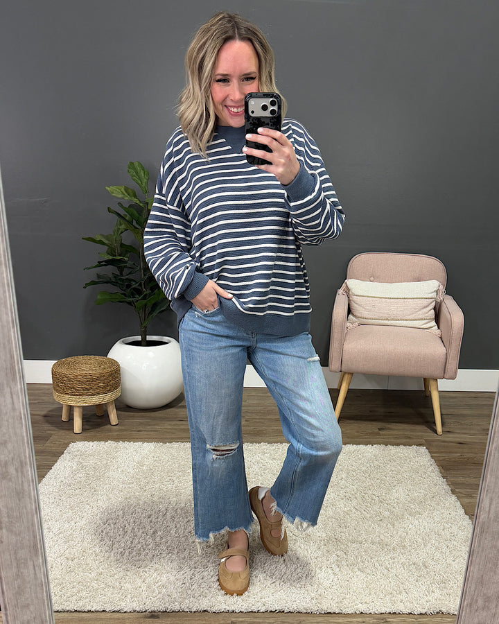 Can't Explain Striped Cloud Knit Sweatshirt - Denim Tres Bien