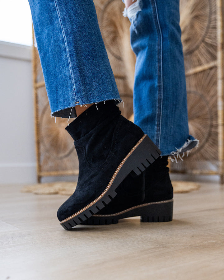 Very G Dashing Boots - Color Options Available! Very G Black