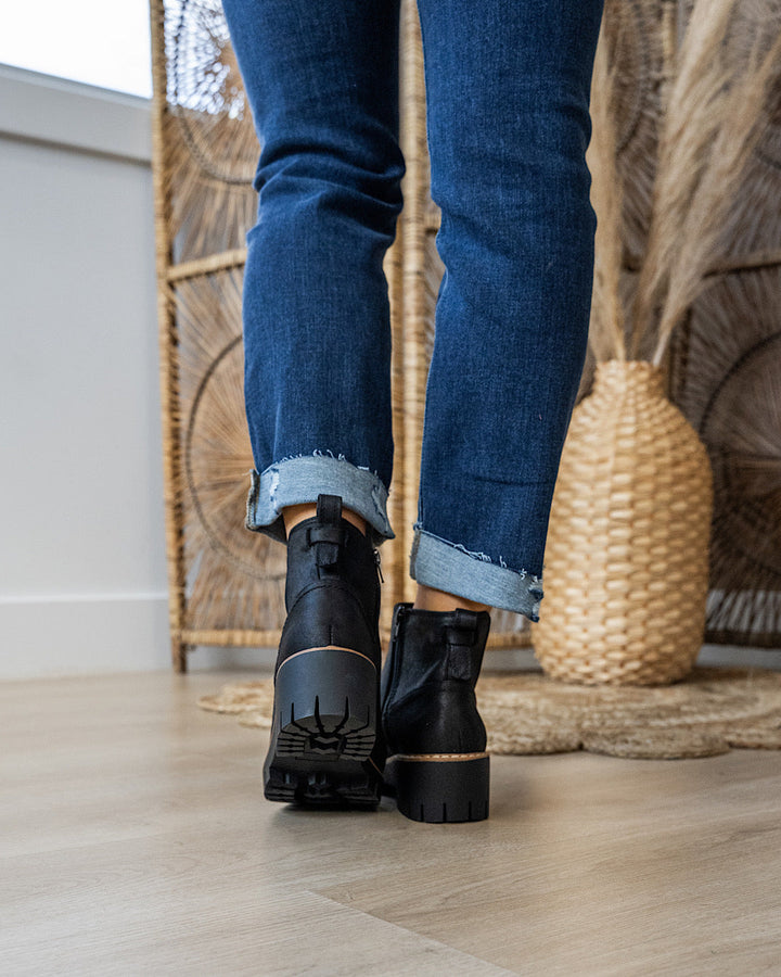 Very G Pasadena Boots - Black Very G